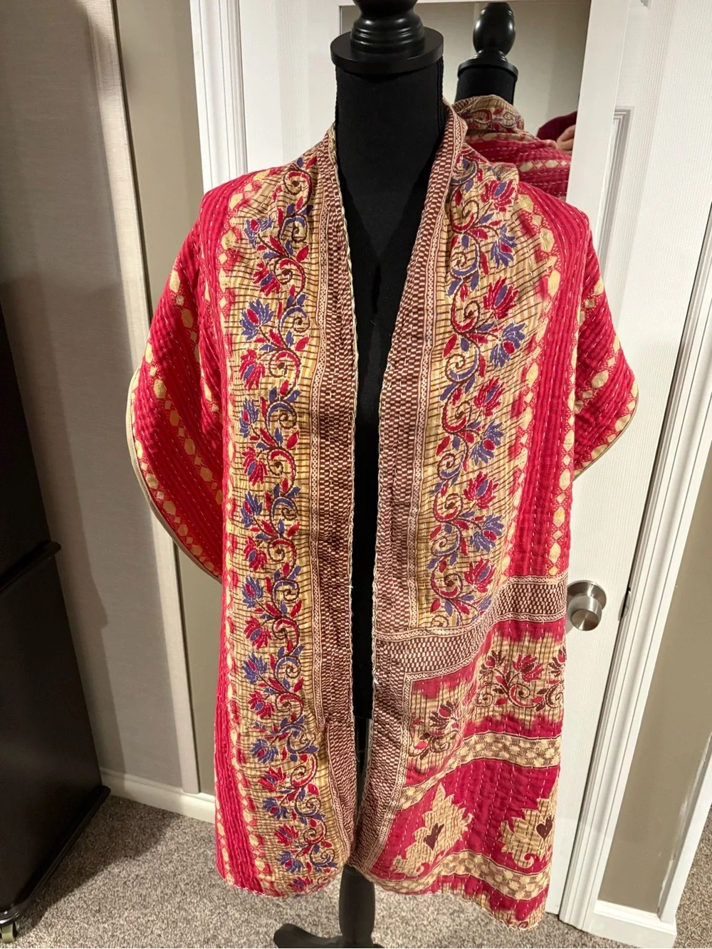 Beautiful reversible handmade Kantha Shawl